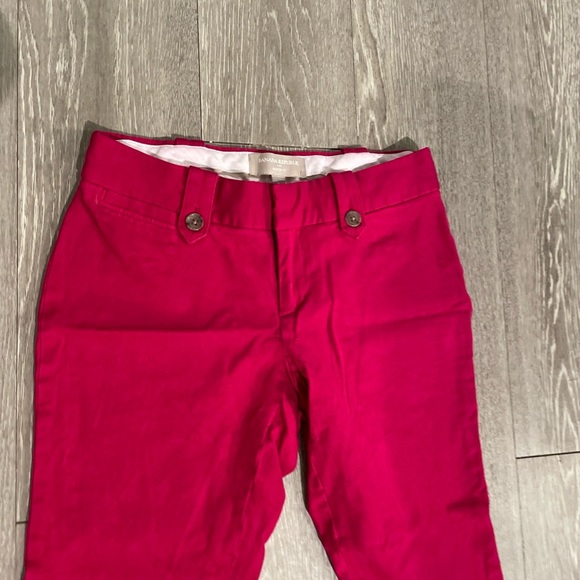 Vibrant Pink Capris Size 2 Petite - Picture 2 of 5